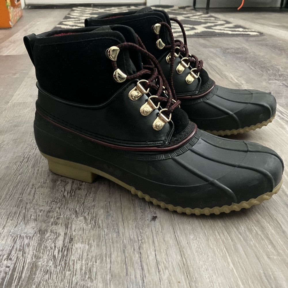 Tommy Hilfiger TWRINAH Women's Lace-Up Waterproof Rain Snow Duck Boots Size 7 M